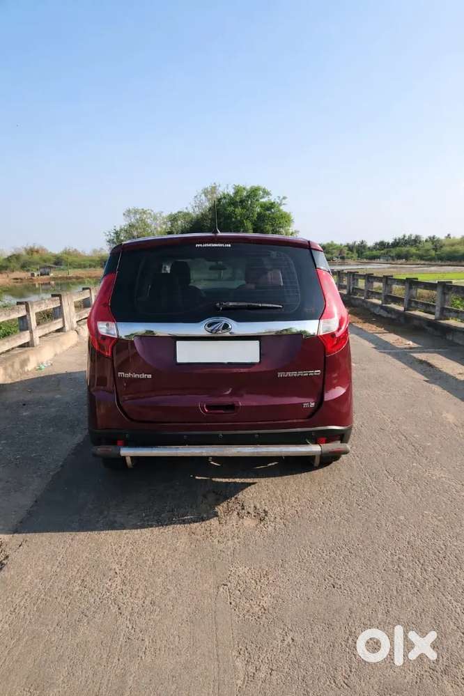 Mahindra Marazzo M6 2018 Diesel Well Maintained