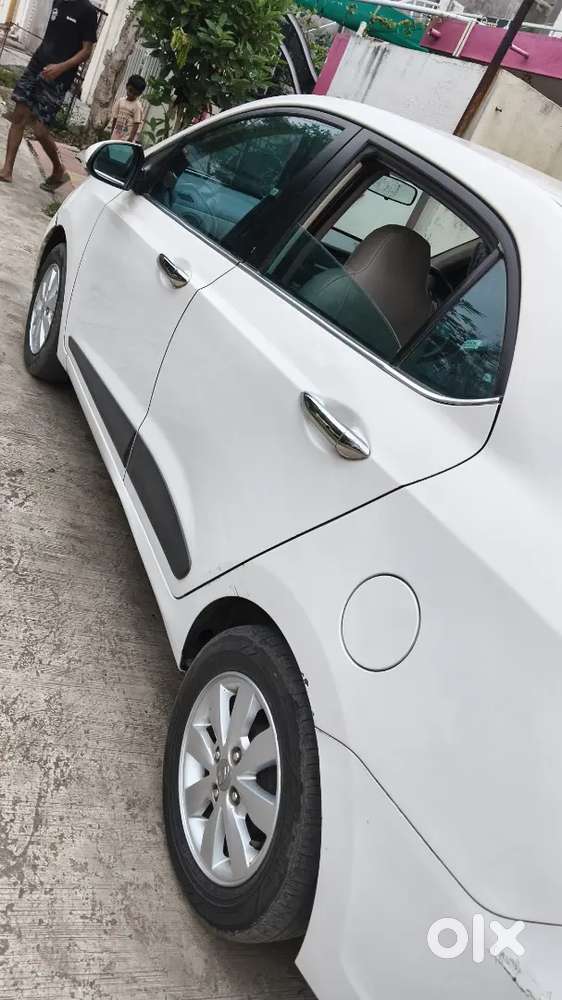 Hyundai Xcent 1.1 S 2015