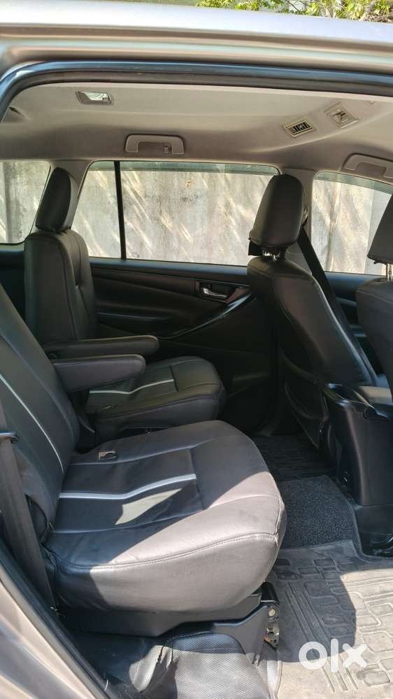 Toyota Innova Crysta 2.4 G Mt, 2017, Diesel