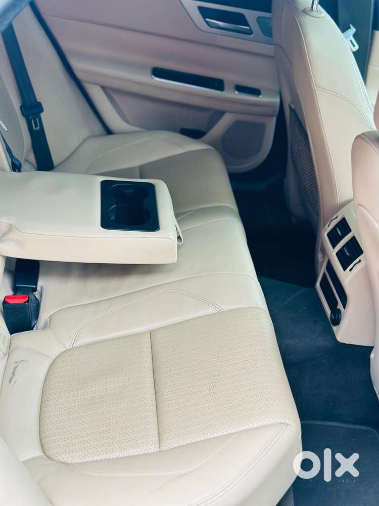 Jaguar Xf, 2017, Petrol