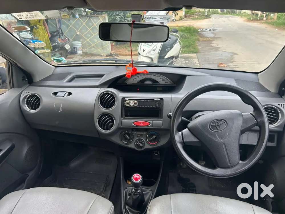 Toyota Etios Liva 2012 Diesel 162678 Km Driven