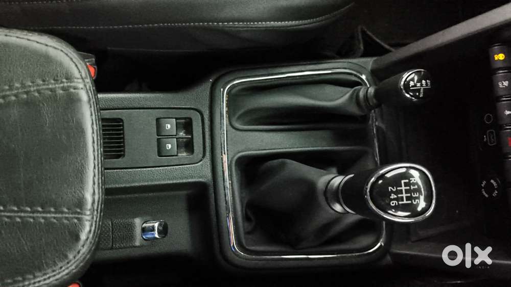 Mahindra Thar Lx Hard Top Petrol Mt 4wd, 2022, Petrol