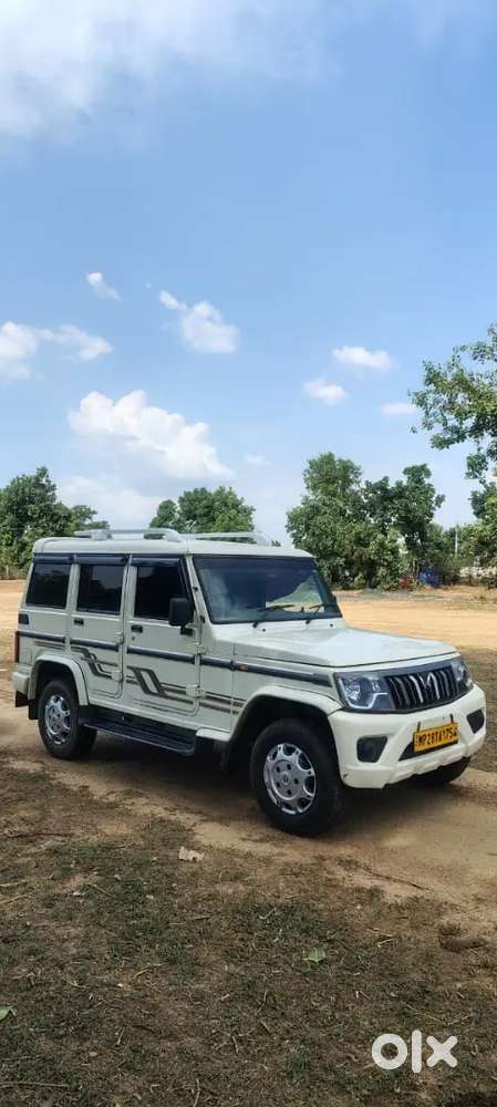 Bolero 7 Seater