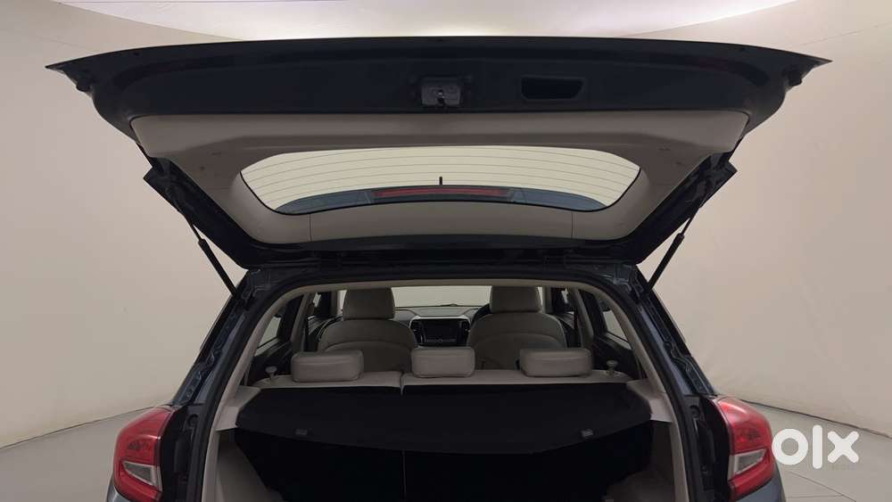 Mahindra Xuv300 W8 Option, 2022, Petrol