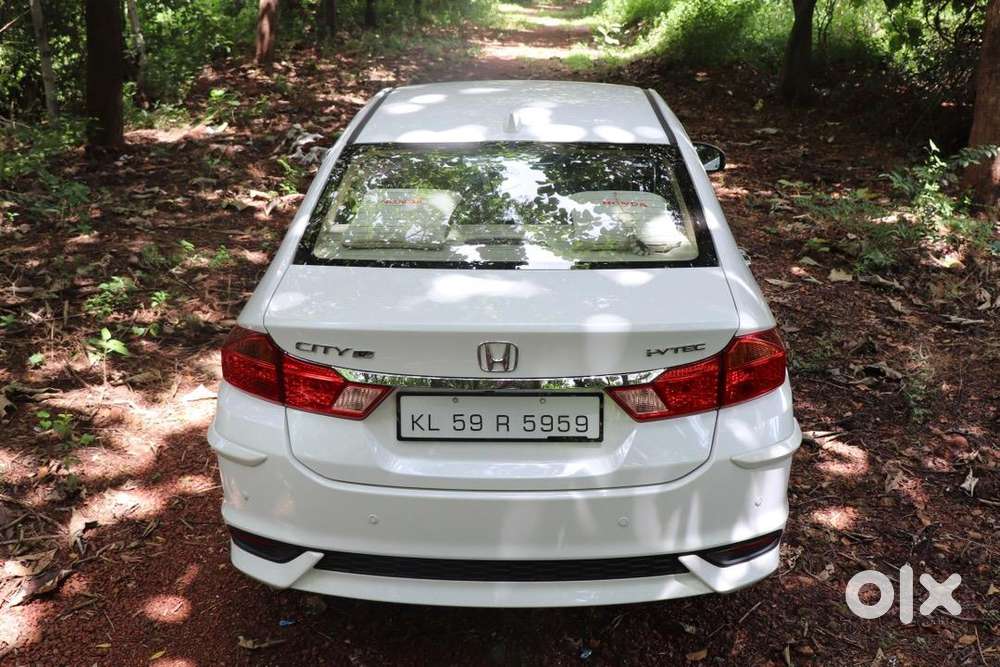 Honda City V -2018 Petrol  Well Maintained,  Fancy Number, New Tyres.