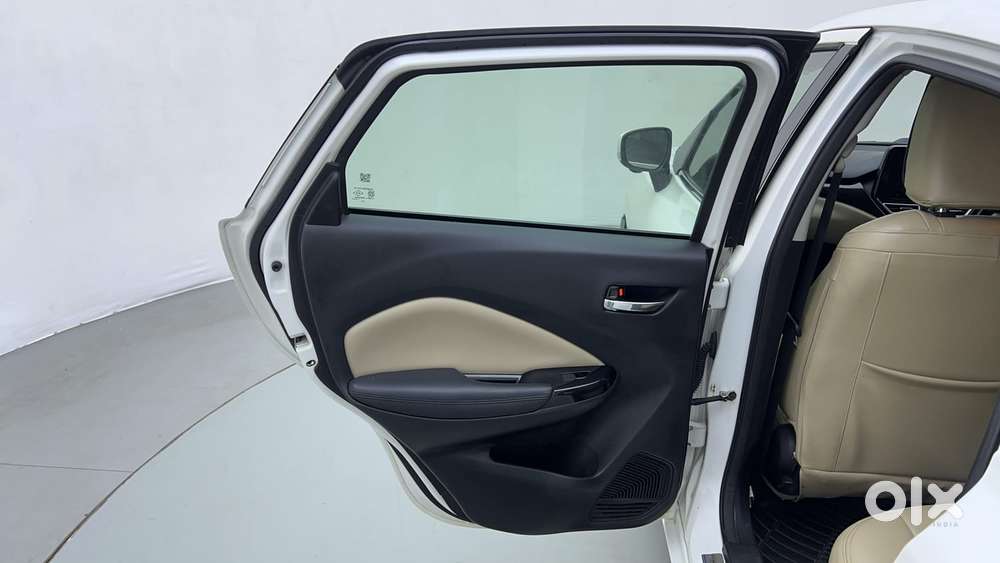 Toyota Glanza 1.2 V Amt, 2022, Petrol