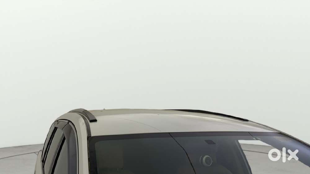 Toyota Innova Crysta