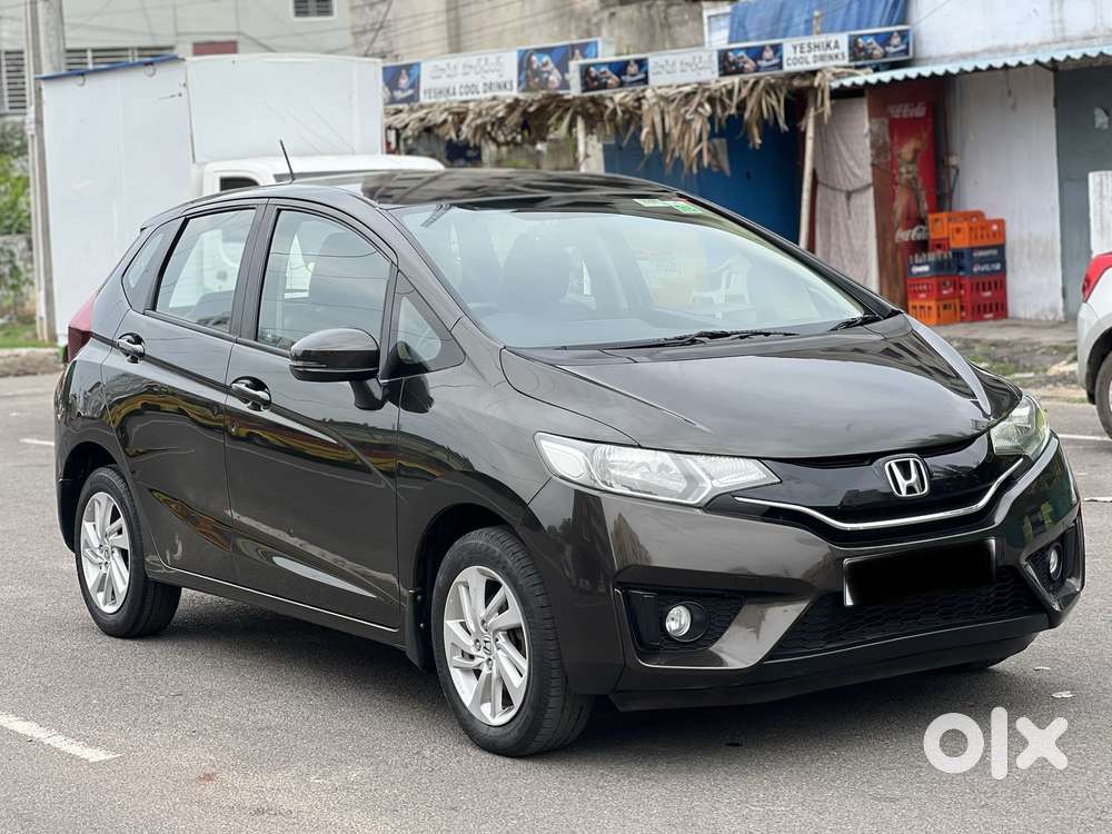 Honda Jazz V Automatic, 2017, Petrol