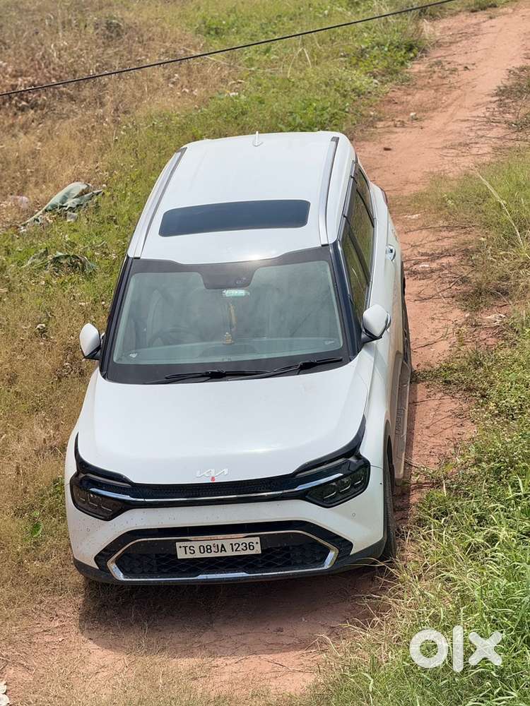 Kia Carens 2022 Diesel 116000 Km Driven