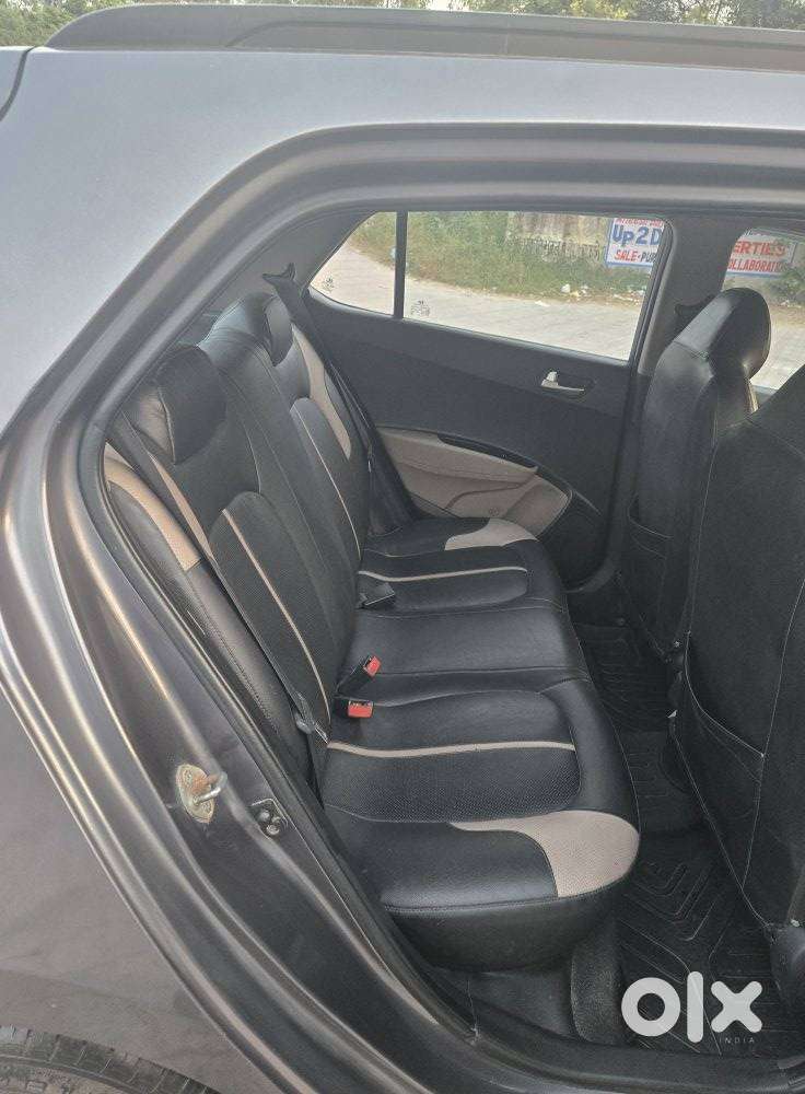 Hyundai Grand I10 Sportz, 2016, Petrol