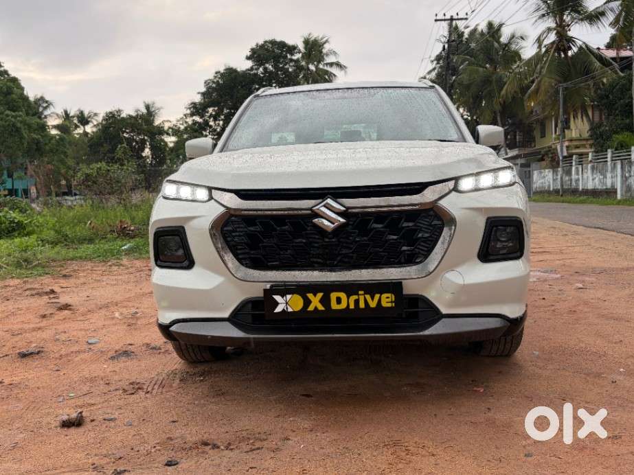 Maruti Suzuki Grand Vitara 1.5 Alpha Plus Intelligent Hybrid Ecvt, 2..
