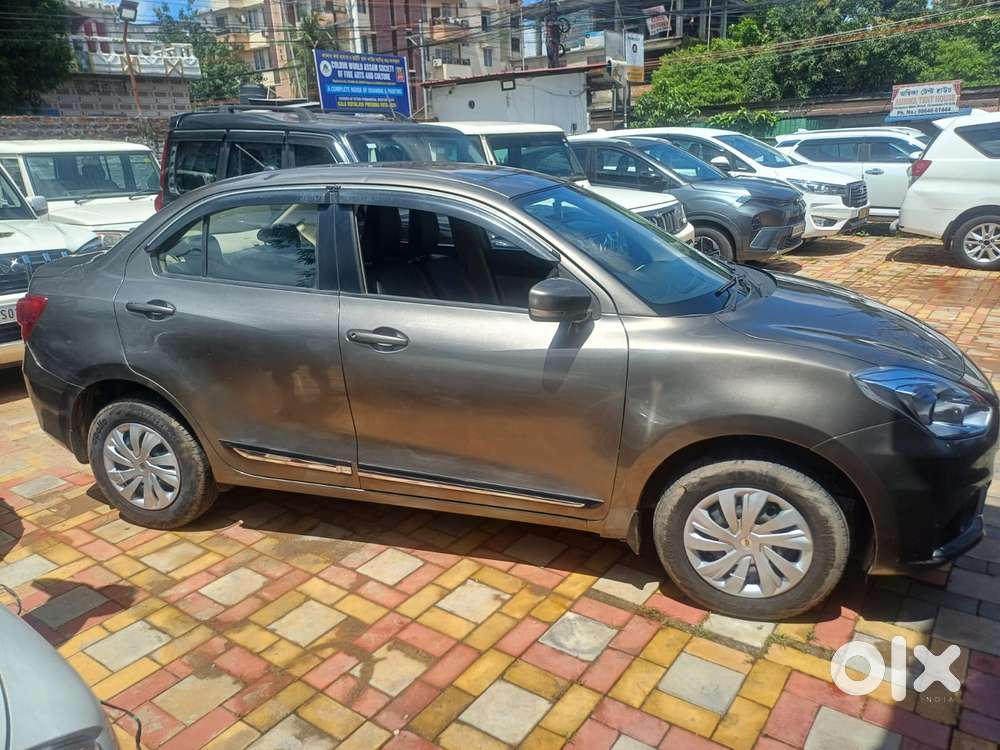 Maruti Suzuki Swift Dzire 1.3 Vxi, 2021, Petrol