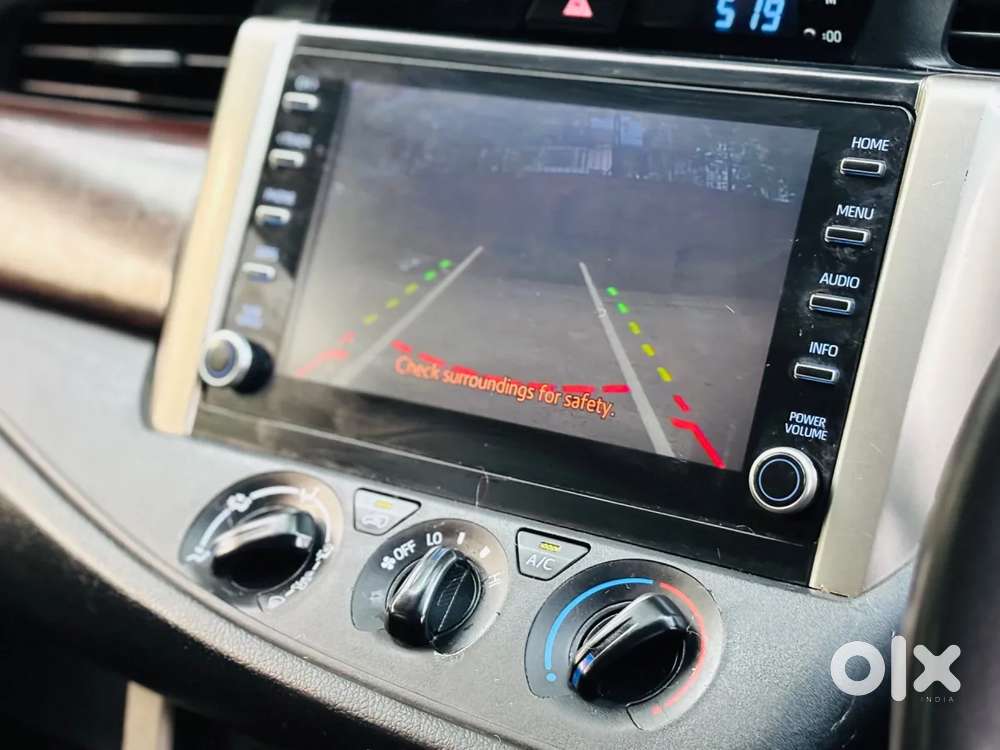 Toyota Innova Crysta [ ] 2.4 Gx At 7 Str, 2022, Diesel