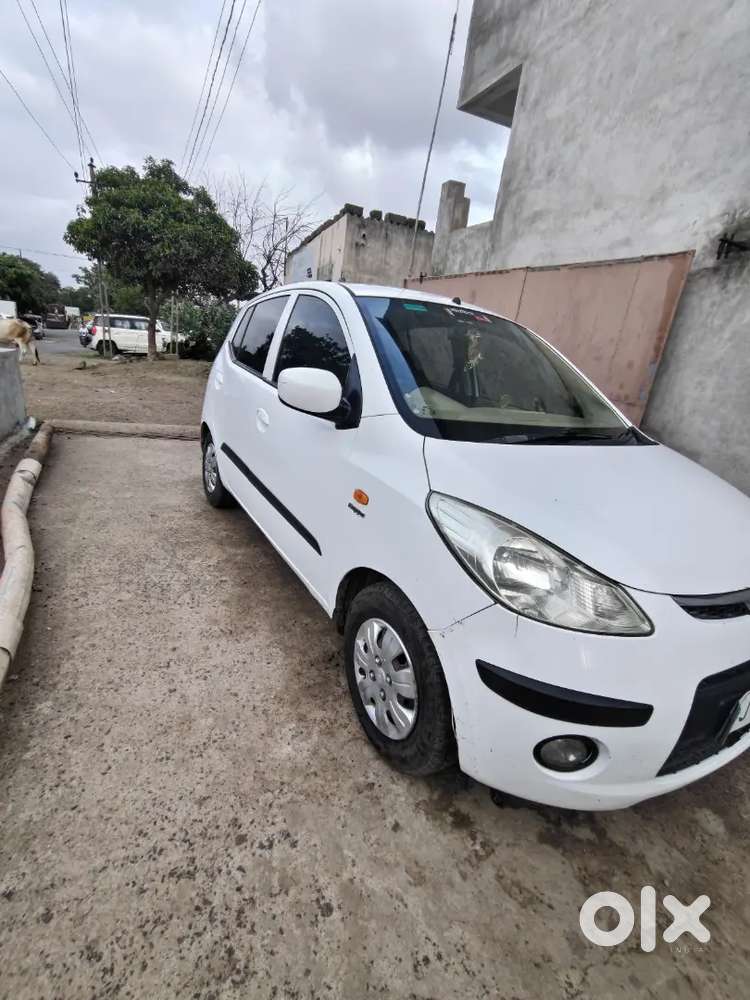 Hyundai I10 Sportz 2010