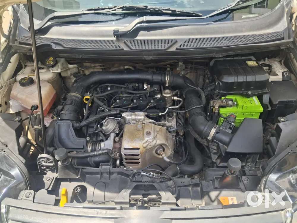 Showroom Track Ford Ecosport Petrol 2016