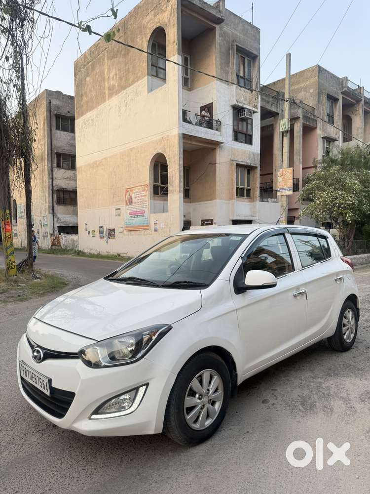 Hyundai I20 2015-2017 Sportz Option 1.4 Crdi, 2013, Diesel