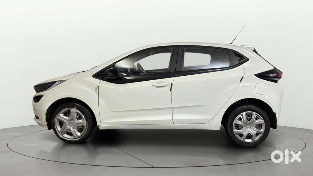 Tata Altroz Xm Plus Icng, 2024, Cng & Hybrids