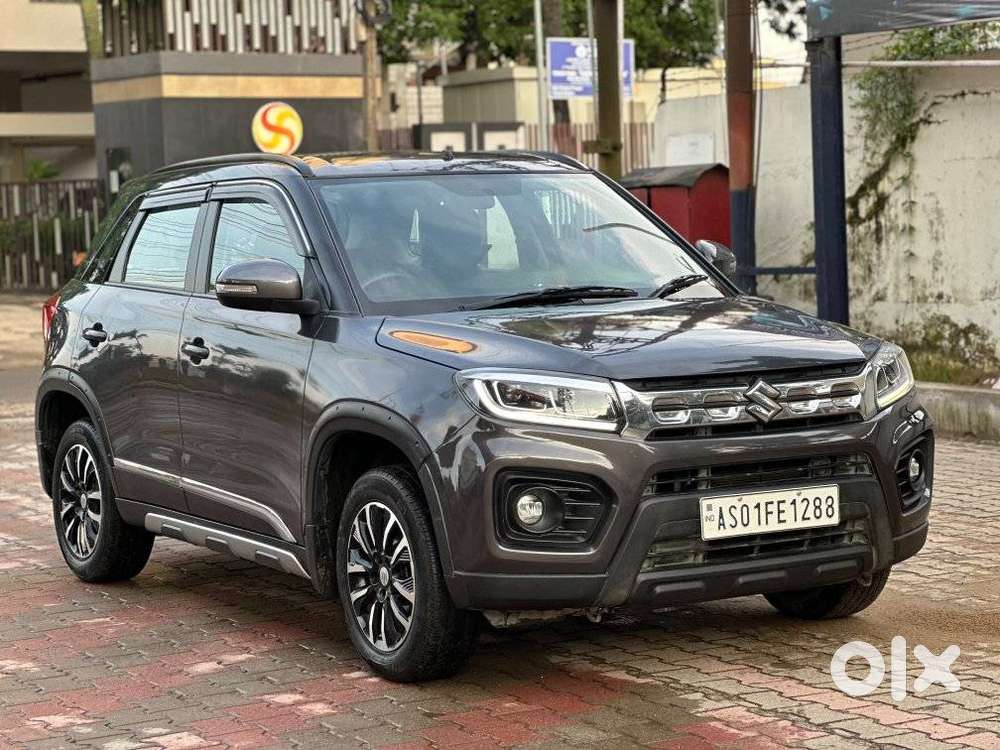 Maruti Suzuki Brezza 1.5 Zxi Plus Smart Hybrid, 2022, Petrol