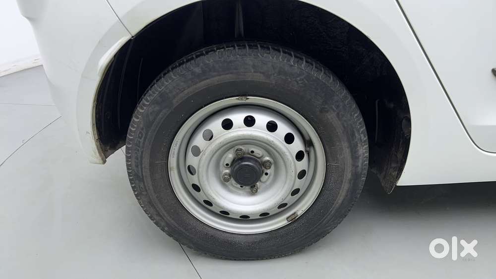 Tata Altroz 1.2 Xe, 2020, Petrol