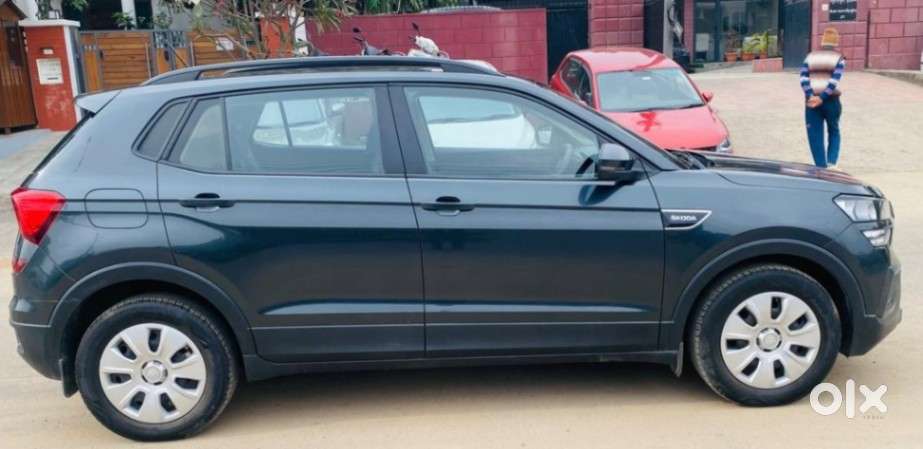 Skoda Kushaq 1.0 Tsi Active, 2022, Petrol