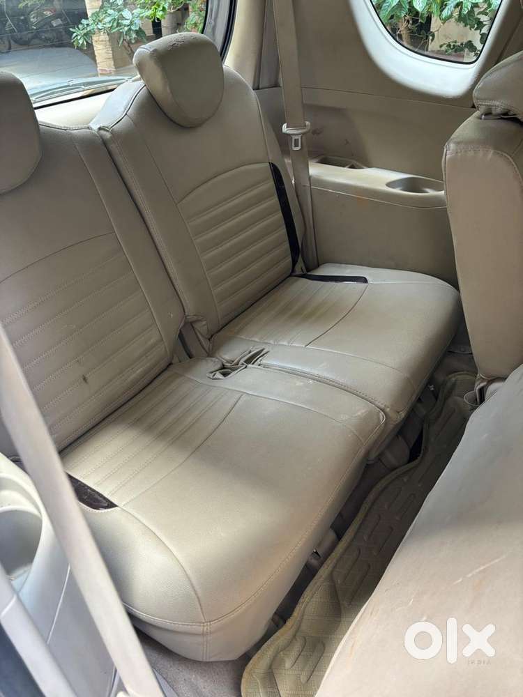 Maruti Suzuki Ertiga 2017