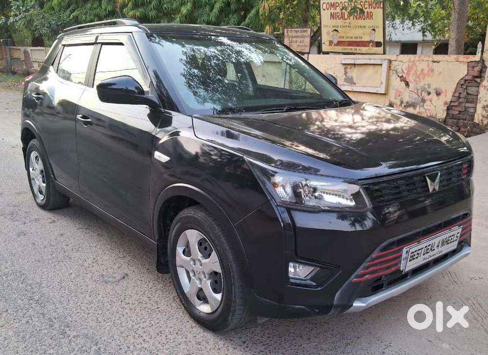 Mahindra Xuv300 W6, 2024, Petrol