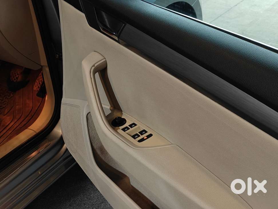 Skoda Superb Style 1.8 Tsi Mt, 2016, Petrol