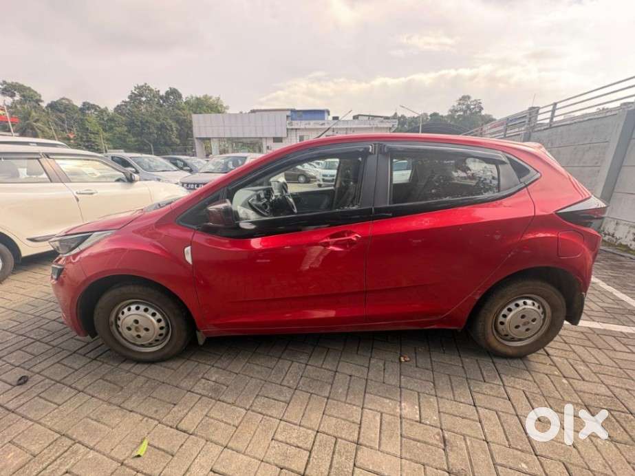 Tata Altroz 1.2 Xm, 2020, Petrol