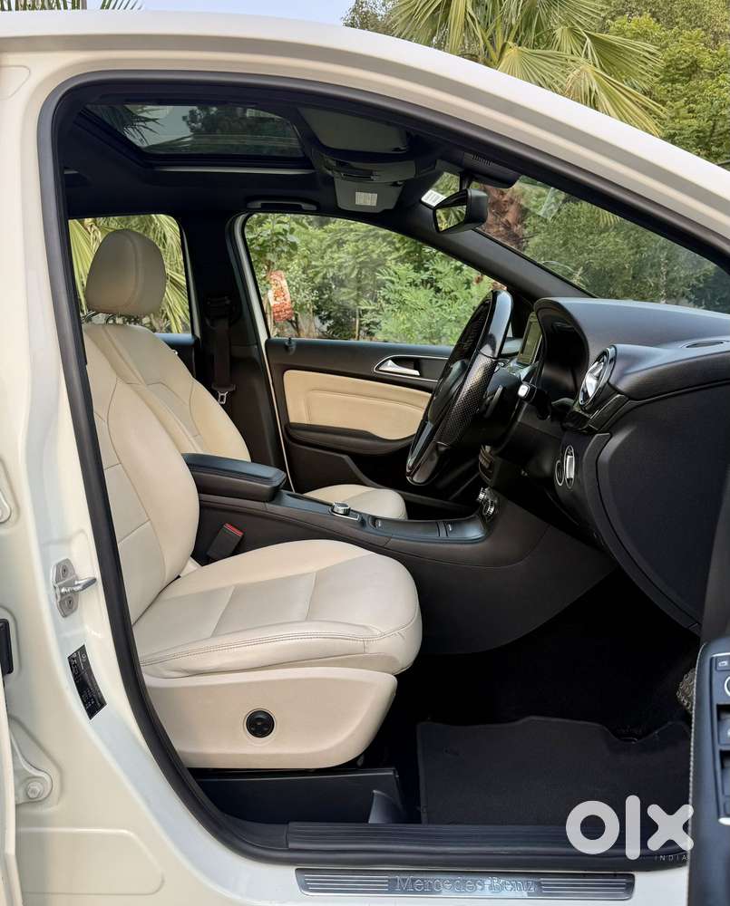 Mercedes-benz B Class 2012-2015 B180 Sports, 2012, Petrol