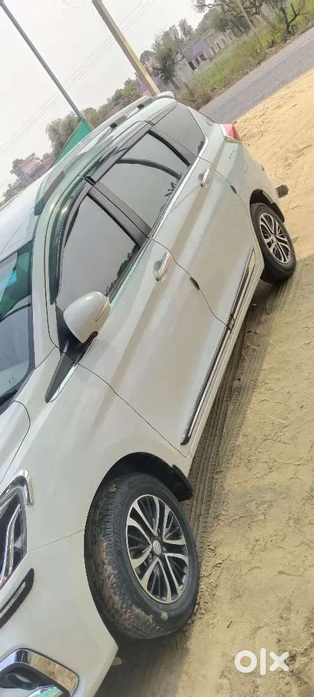 Maruti Suzuki Ertiga 2024 Cng & Hybrids 50000 Km Driven