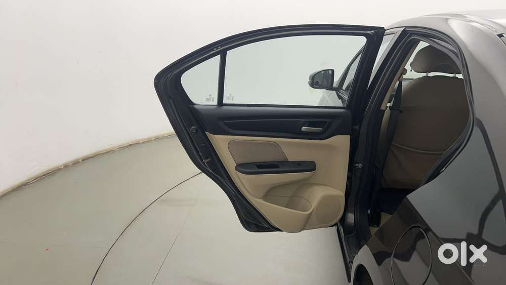 Honda Amaze Vx 1.2 Petrol Mt, 2022, Petrol