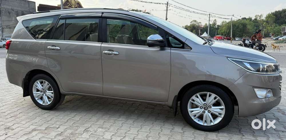 Toyota Innova Crysta 2.8z Automatic, 2019, Diesel