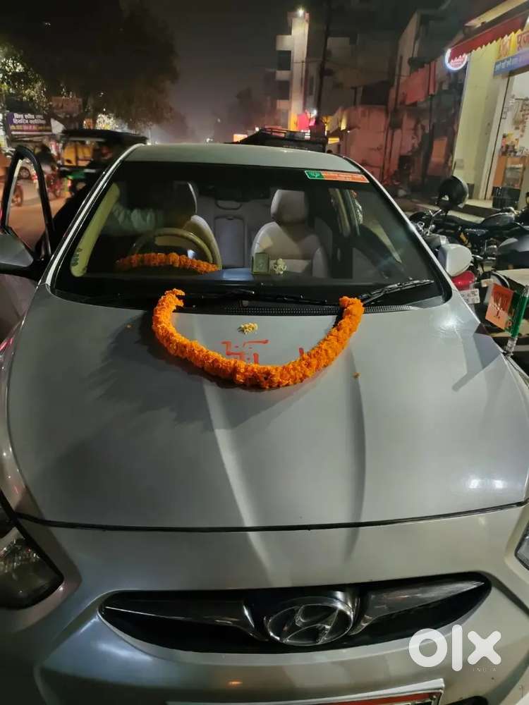 Hyundai Verna 2012