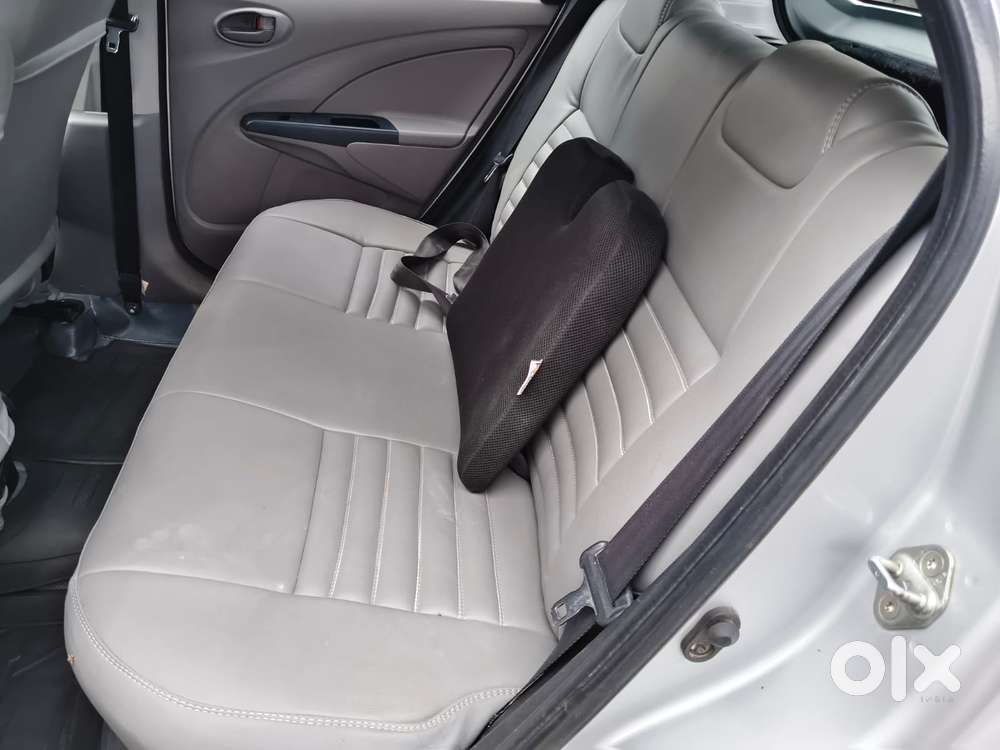 Toyota Etios Liva G, 2011, Petrol