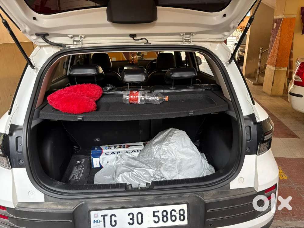 Hyundai Venue 1.5 Crdi Sx 2024 Diesel 29500 Km Driven
