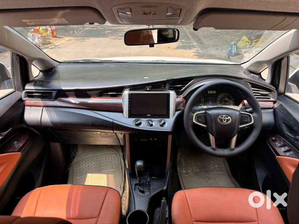 Toyota Innova Crysta 2.8 Gx At 7 Str, 2016, Diesel