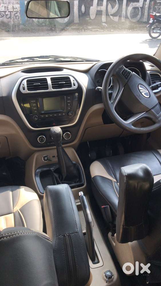 Mahindra Tuv 300 T8, 2016, Diesel