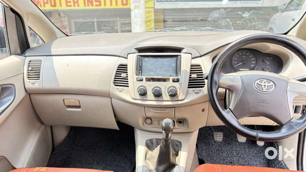 Toyota Innova Car 2014 Manual Diesel