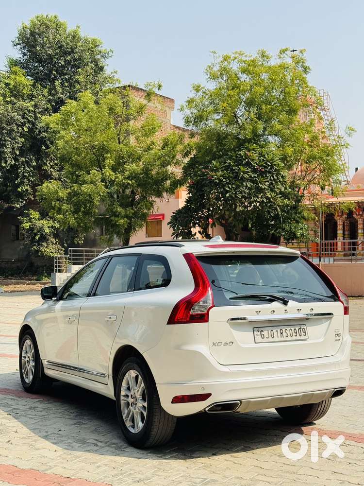 Volvo Xc60 D5 Awd Automatic, 2016, Diesel
