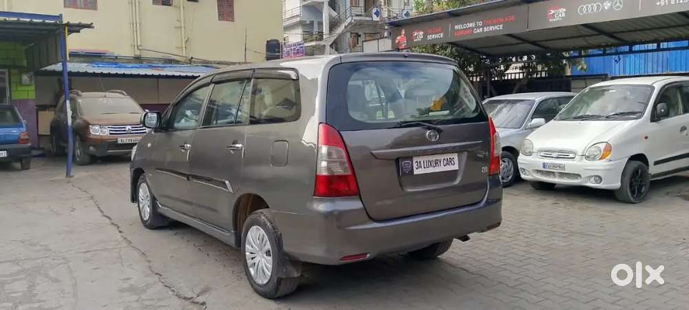Toyota Innova 2013 Diesel 115000 Km Driven