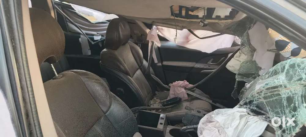 Accidental Mahindra Xuv500