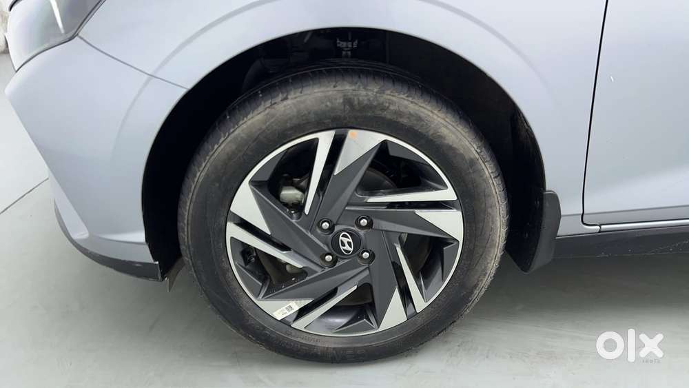 Hyundai New I20 1.2 Asta (o) Ivt, 2023, Petrol