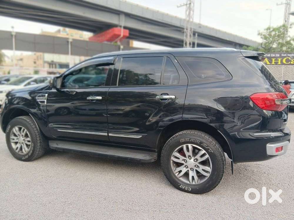 Ford Endeavour 3.2 Titanium At 4x4, 2017, Diesel