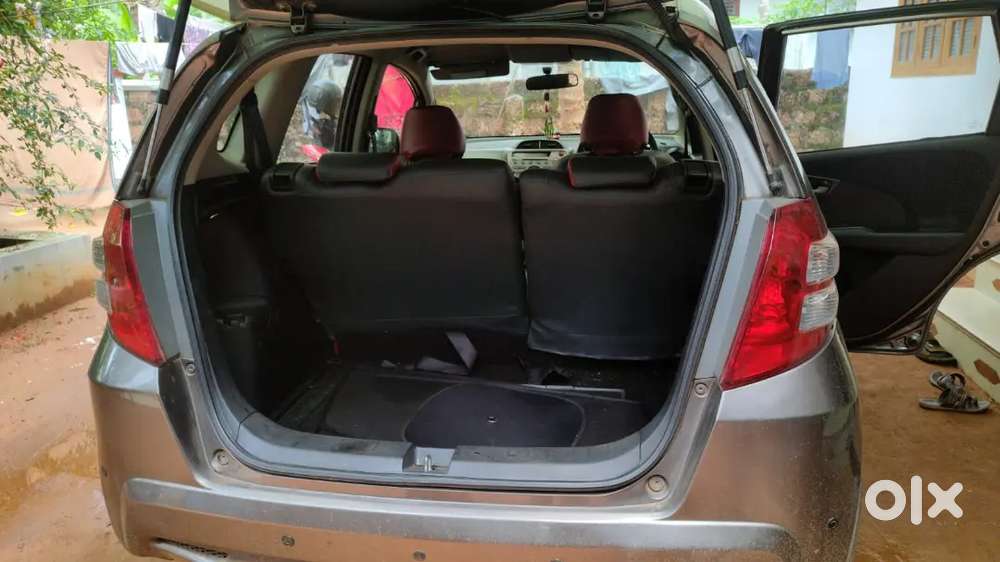 Honda Jazz I-vtec 2012 Petrol Car