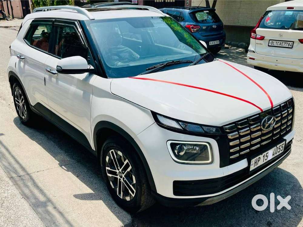 Hyundai Venue Sx Mt, 2023, Petrol