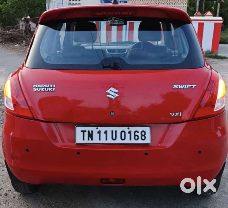 Maruti Suzuki Swift Vxi Optional, 2016, Petrol