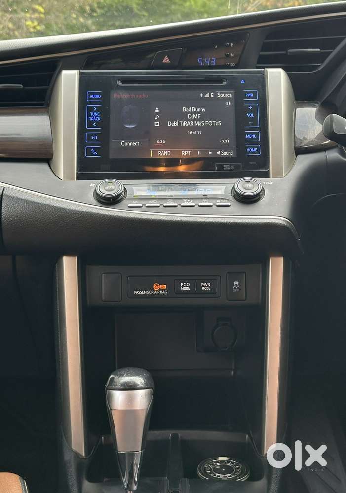 Toyota Innova Crysta 2.7 Zx At, 2017, Petrol