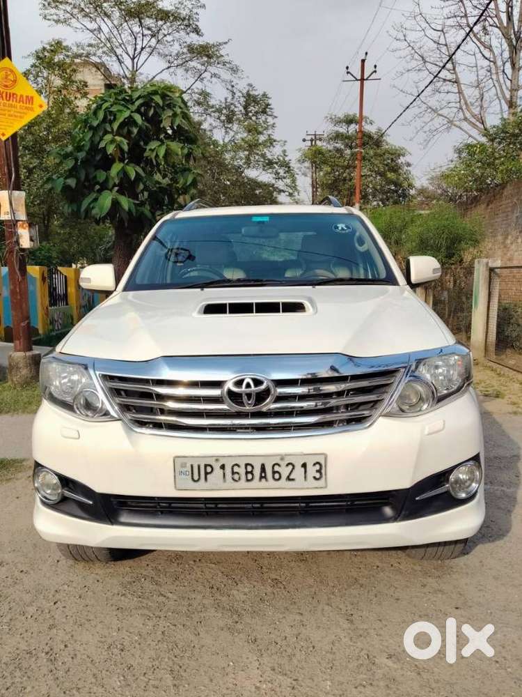 Toyota Fortuner 2011-2016 4x2 Manual, 2015, Diesel