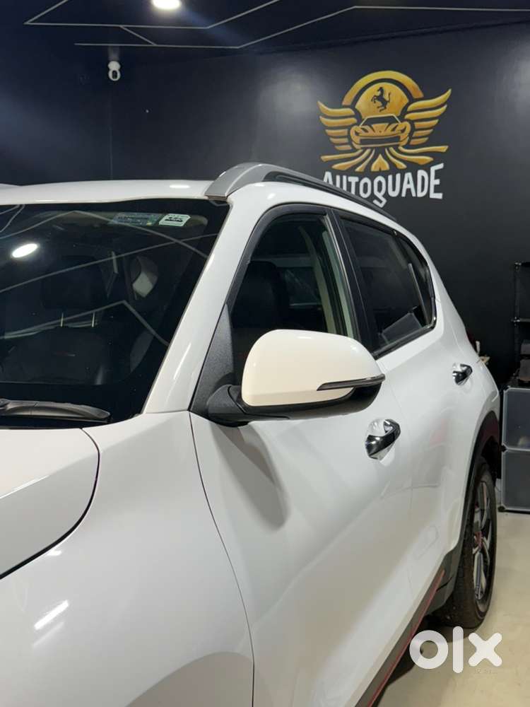 Kia Sonet Petrol 2023