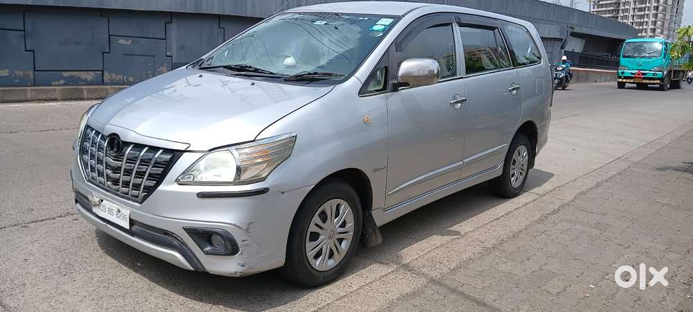 Toyota Innova 2.5 G (diesel) 8 Seater Bs Iv, 2015, Diesel
